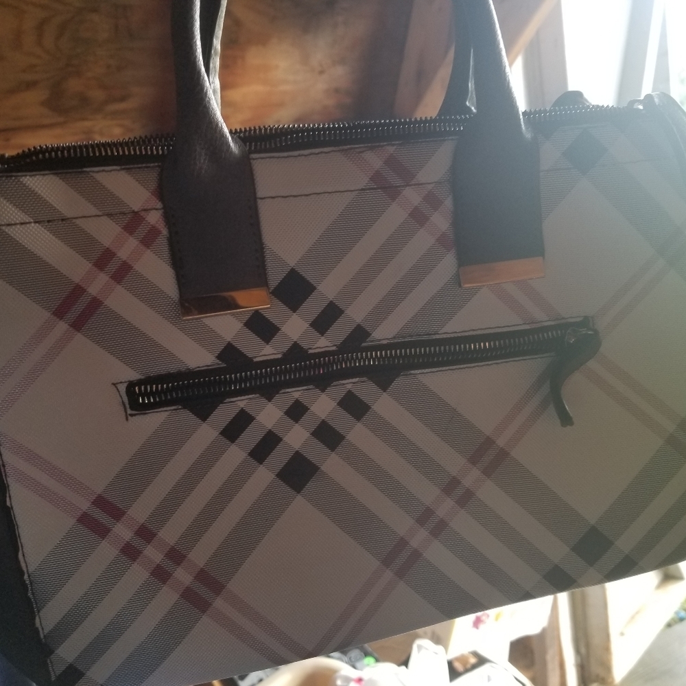 Authentic Michael Kors Purse - image 2